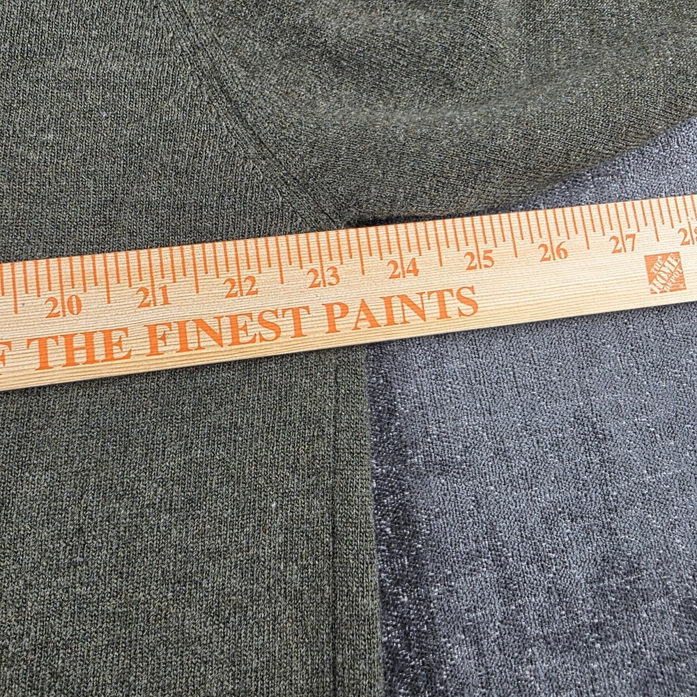 William Lockie Sweater Mens 48 XL Green V Neck Super Geelong Lambswool Scotland - Picture 2 of 10